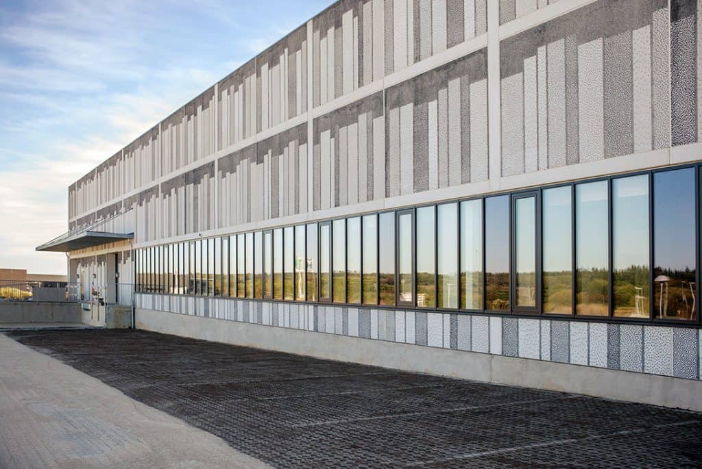 Precast concrete wall with graphic concrete, Viborg Landsarkiv, Denmark