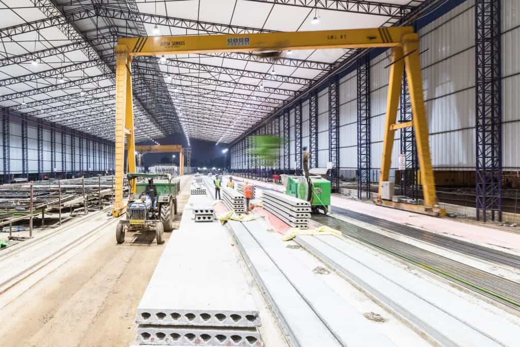 Concrete slab production on Elematic SEMI Floor precast hollow core line