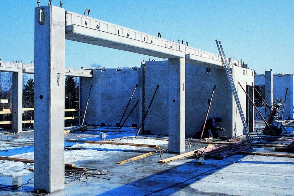 Precast columns, beam and column connections