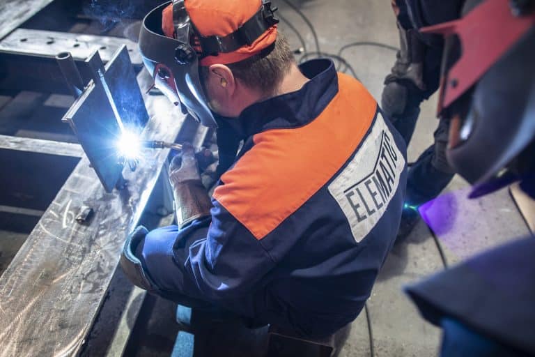 Welding of tables.