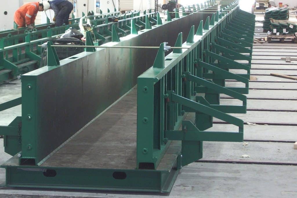 Basic beam mold