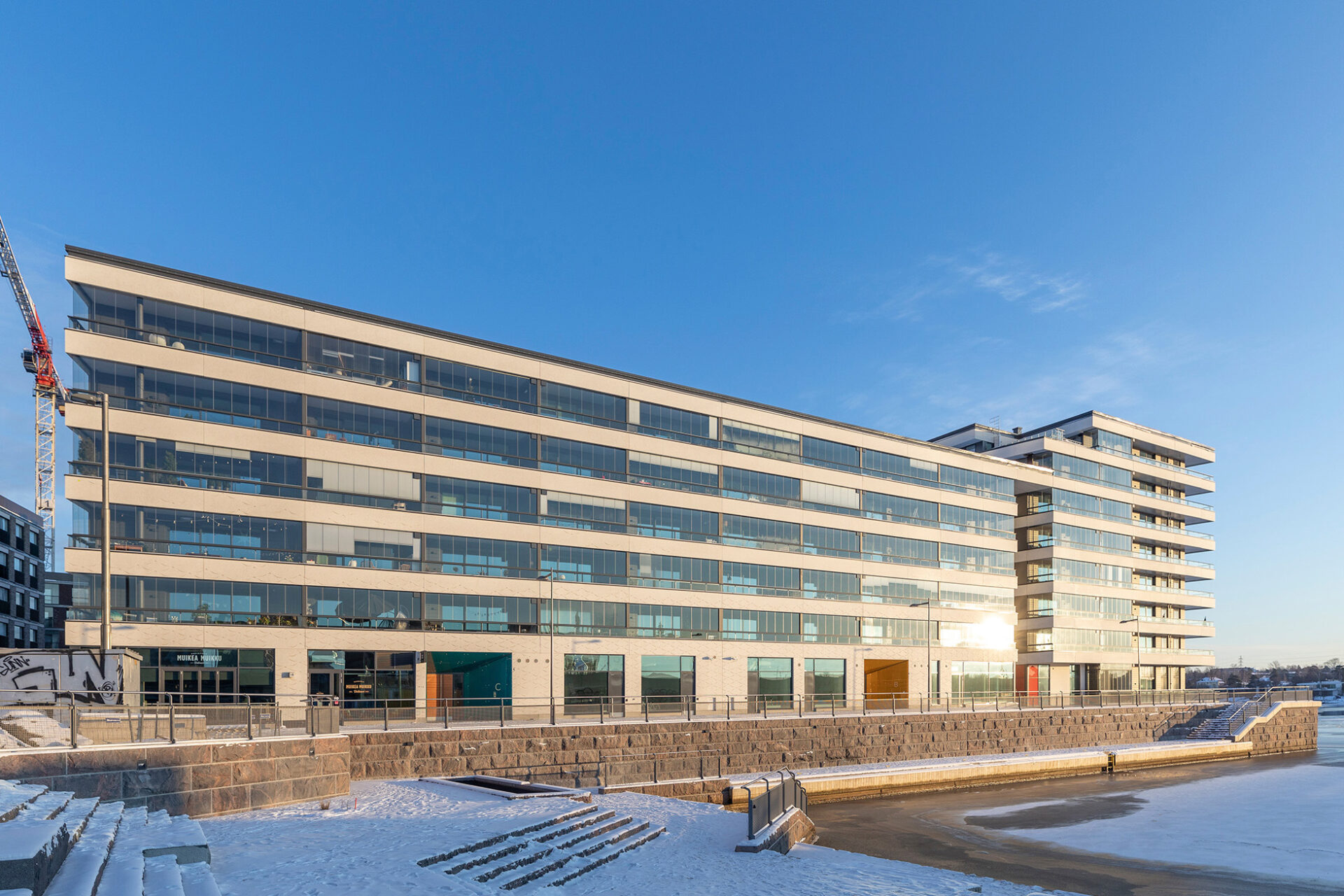 Portus building with precast concrete facade. Photo by Janne Hirvonen.