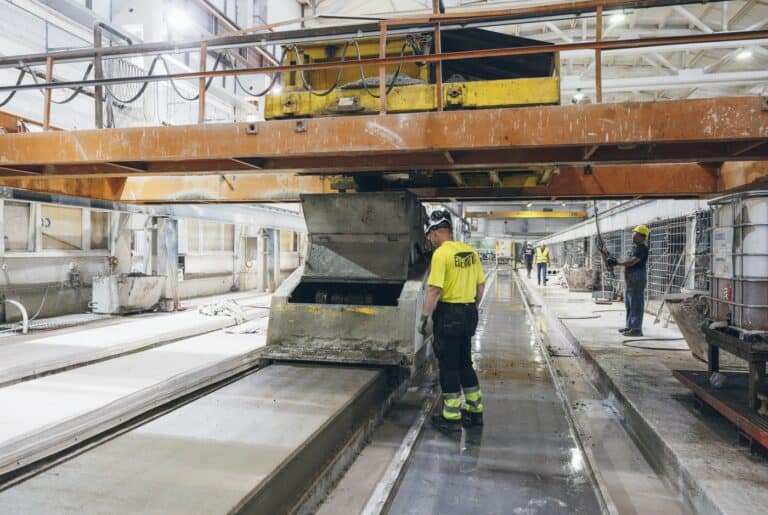 Elematic cersive engineer visit at a hollow core plant.