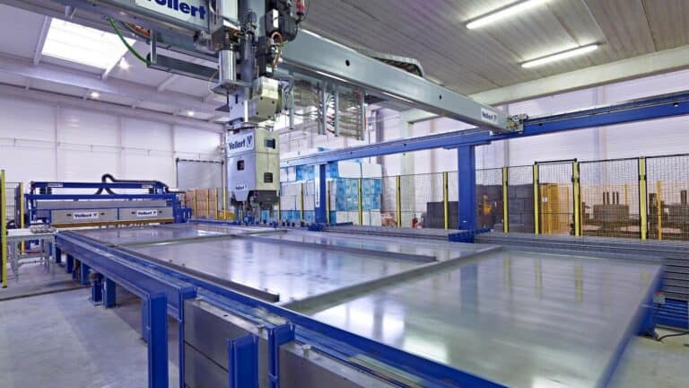 Vollert Precast Solutions shuttering robot